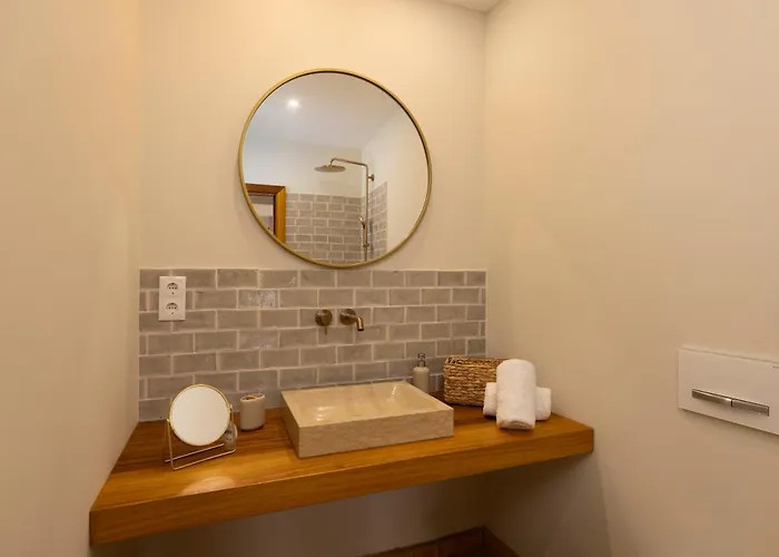 Hébergement de vacances 7 *